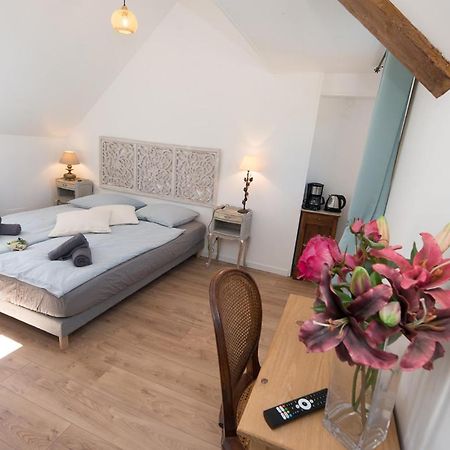 L'Echo Des Bois Bed & Breakfast ลียงส์-ลา-โฟเรต์ ภายนอก รูปภาพ