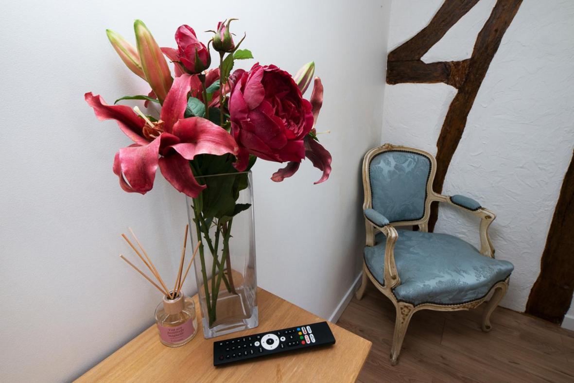 L'Echo Des Bois Bed & Breakfast ลียงส์-ลา-โฟเรต์ ภายนอก รูปภาพ